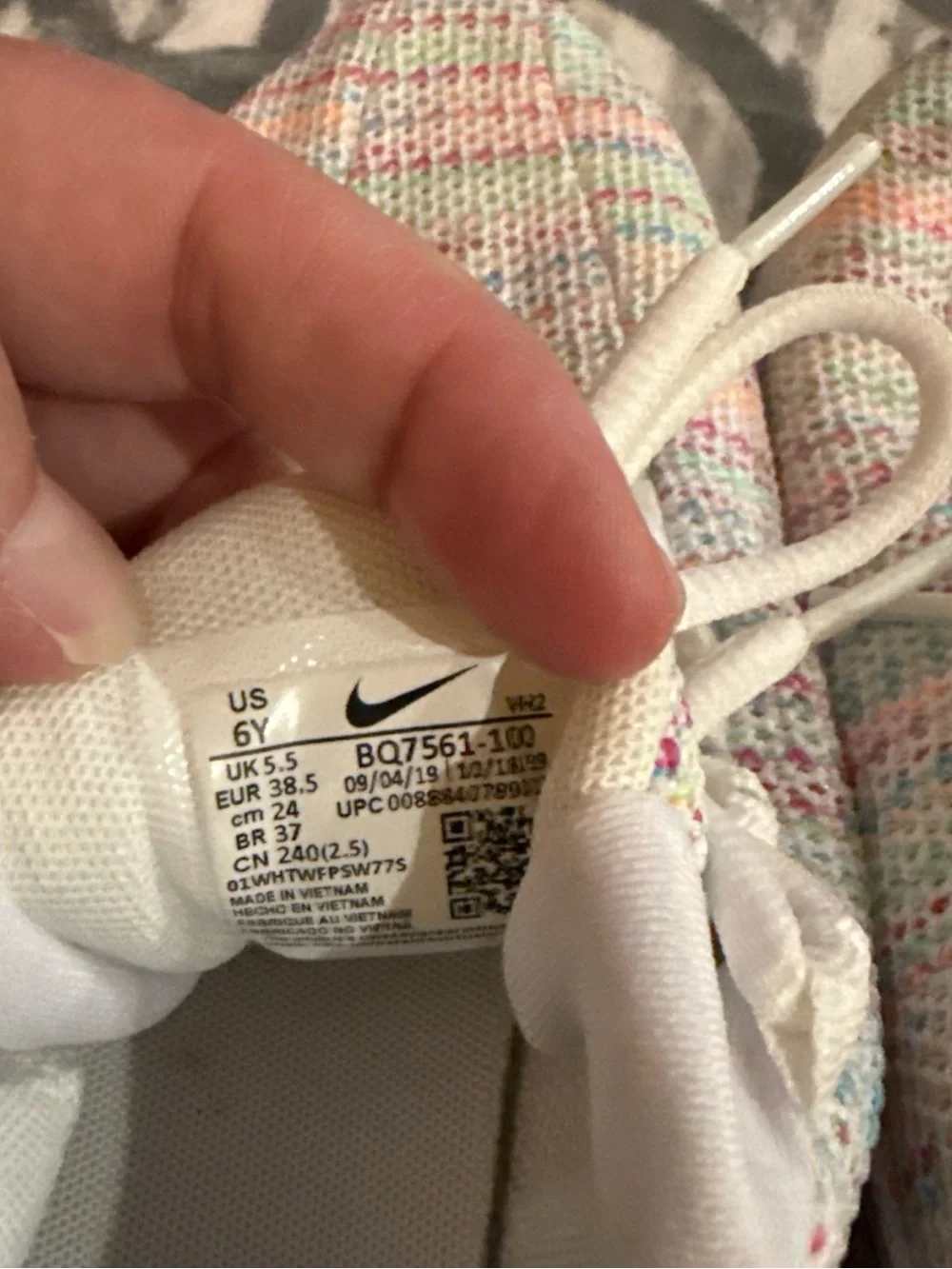Nike Kids Multicolor Knit Sneakers with White Laces